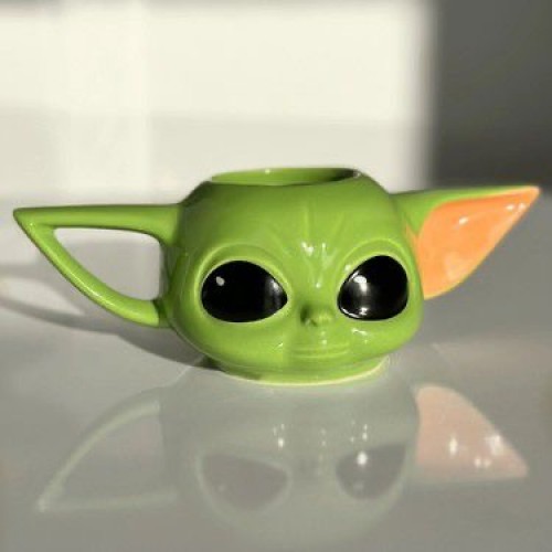 Baby yoda porselen kupa